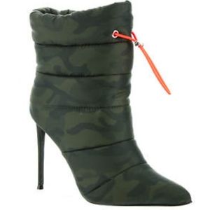 New STEVE MADDEN Cloak Puffer Stiletto Booties